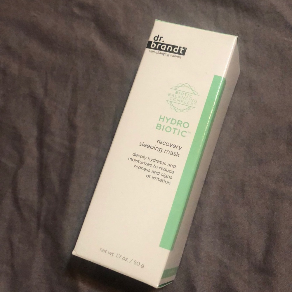 Dr. Brandt hydrobiotic recovery sleeping mask